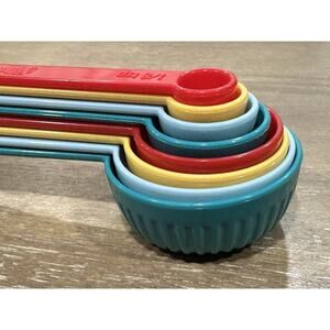 8 PC. Set THE PIONEER WOMAN Timeless Beauty MELAMINE MEASURING SPOONS Colorful